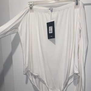 NWT Fashion Nova White Off the Shoulder Bodysuit